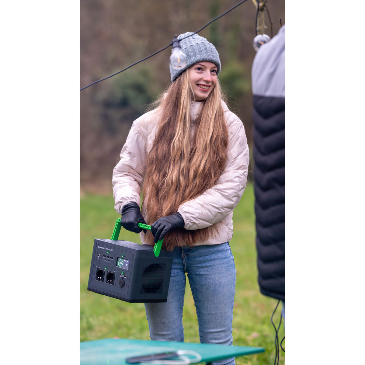 V3H7AAF3854AF6F02060A74DE7157EE73FCR7595558P4