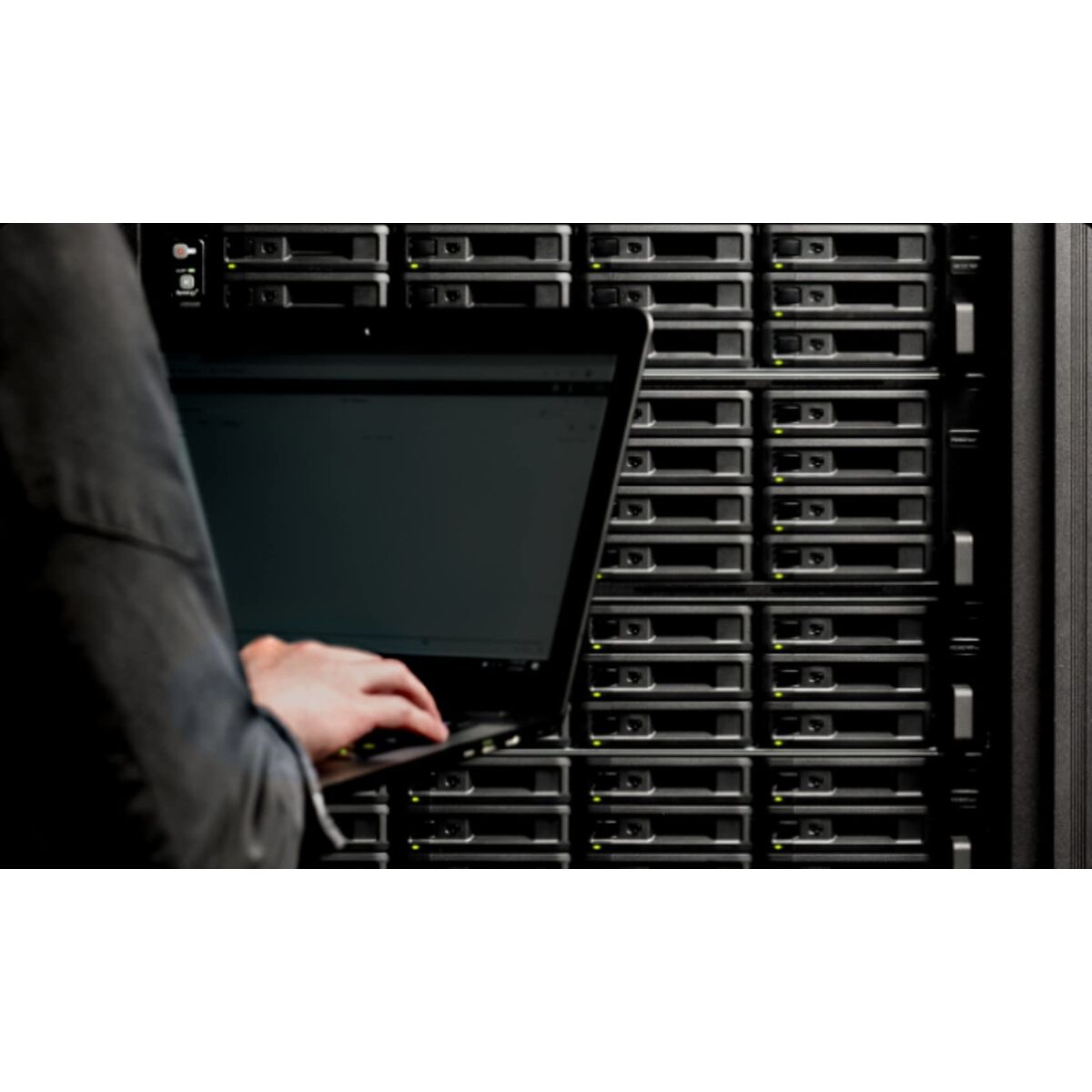 V3H0288AEB374F4CECCAF7BD409BD90476AR7429117P10