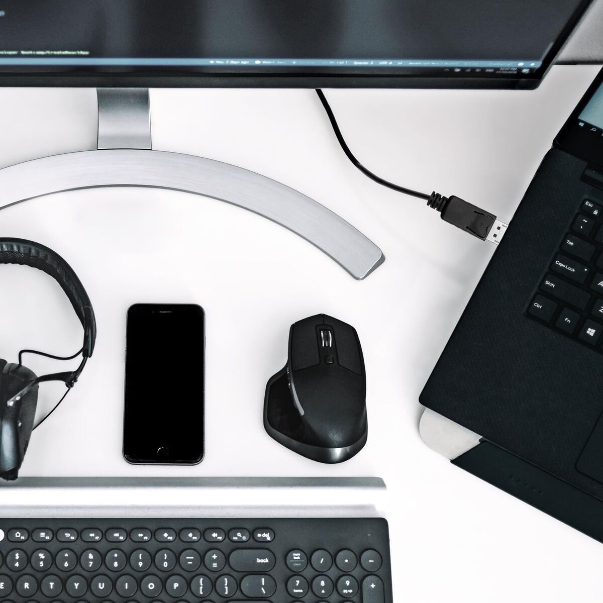 V2H9E75B3ECCF8B721F579894699FC930EBR7573917P3